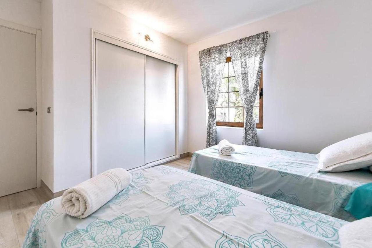 Two Bedroom Apartment With Wifi, Close To The Beach, In Playa De Las Americas Ngoại thất bức ảnh